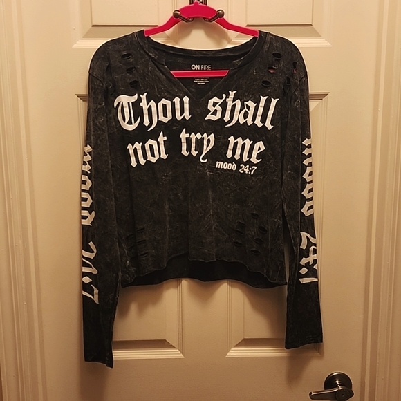 Top - Picture 1 of 4